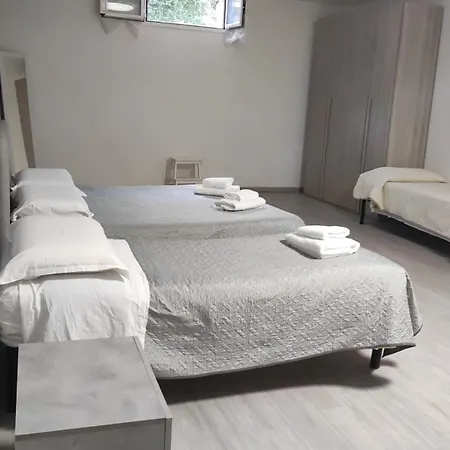 Nocleg ze śniadaniem La Pace Ardea